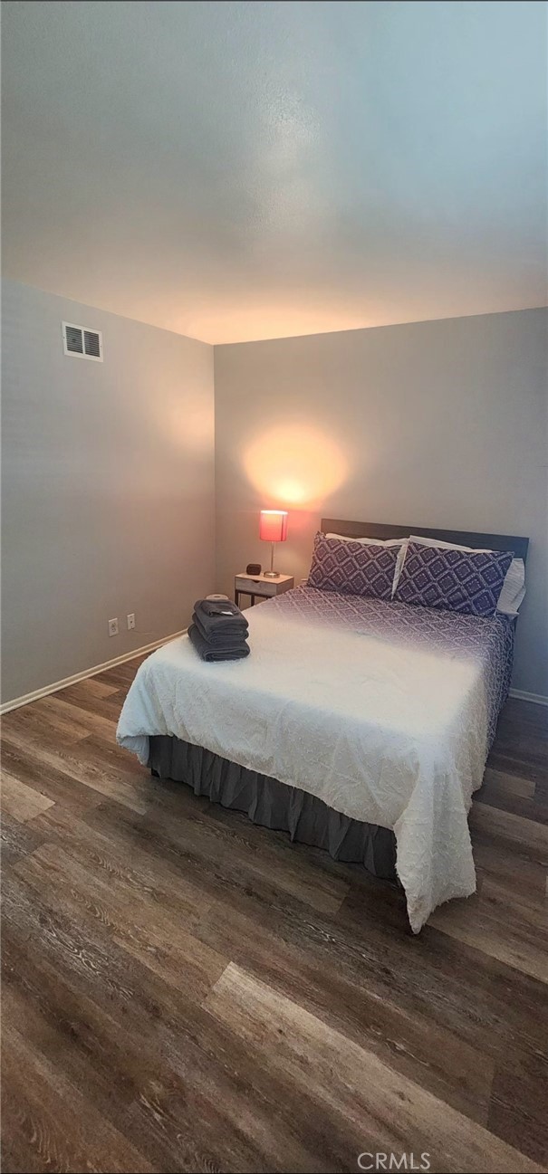 Detail Gallery Image 17 of 29 For 20714 Dot St, Saugus,  CA 91350 - 2 Beds | 1 Baths