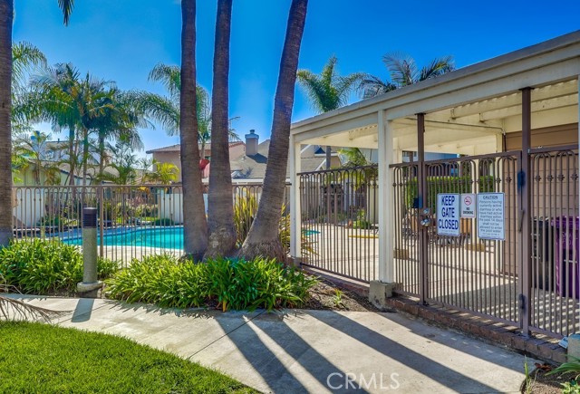 Detail Gallery Image 67 of 75 For 7030 Seawind Drive, Long Beach,  CA 90803 - 4 Beds | 3 Baths