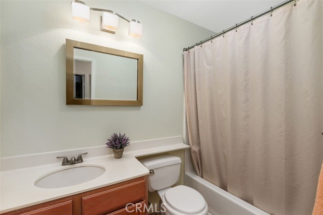 43025 Corte Salamanca, Temecula CA: https://media.crmls.org/medias/27682ae6-b256-4f2f-b385-5a3d328a05d6.jpg
