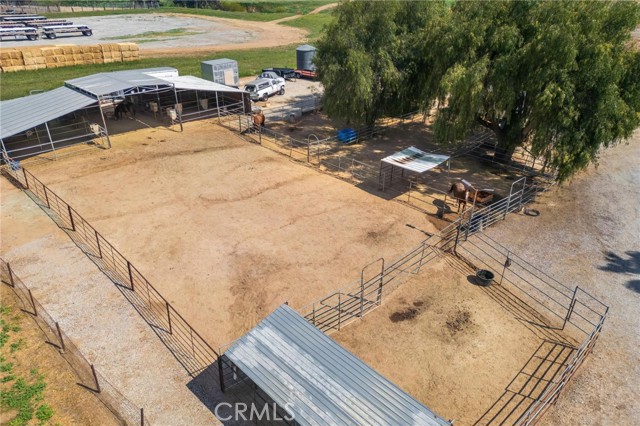 37701 Hesse Road, Cherry Valley CA: https://media.crmls.org/medias/276872b3-9f60-41e4-9004-f3b3770eeebf.jpg