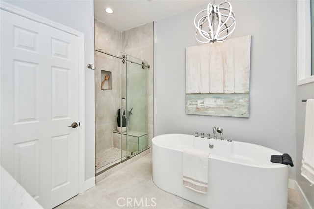Detail Gallery Image 20 of 46 For 950 S Rim Crest Dr, Anaheim Hills,  CA 92807 - 2 Beds | 2/1 Baths
