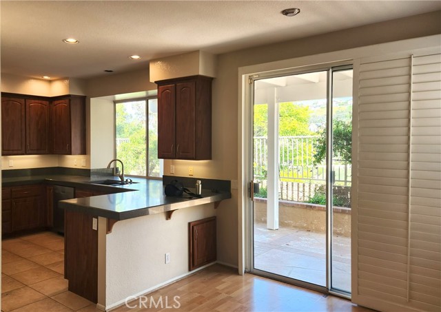 17 Northwinds, Aliso Viejo CA: https://media.crmls.org/medias/276a11bf-c09c-41d1-8691-5569e60dfee0.jpg