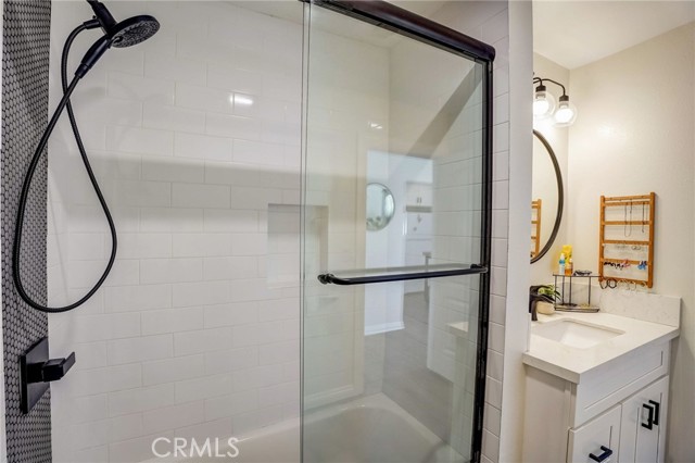 6531 Arlington Avenue, Los Angeles CA: https://media.crmls.org/medias/276a5586-979f-4a11-8538-482559013a07.jpg