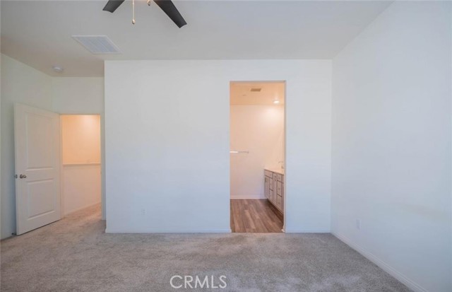 Detail Gallery Image 12 of 29 For 20625 Desert Ash, Winnetka,  CA 91306 - 4 Beds | 4 Baths