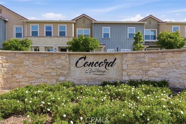 22864 Acoustic, Saugus CA: https://media.crmls.org/medias/276b2f29-3913-45ae-852d-a50cd24ac2f8.jpg