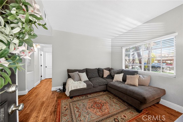 Detail Gallery Image 4 of 19 For 54 Flor De Mar, Rancho Santa Margarita,  CA 92688 - 2 Beds | 1 Baths