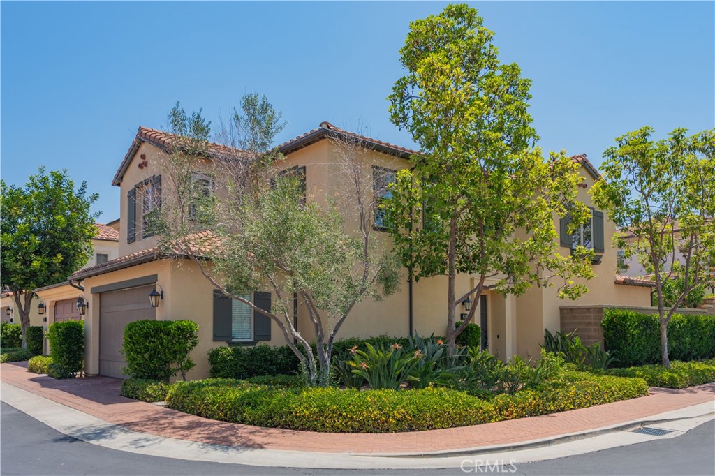 201 Bancroft