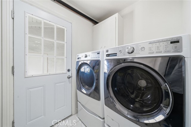 Detail Gallery Image 26 of 38 For 335 N London Pl, Anaheim,  CA 92806 - 5 Beds | 3 Baths