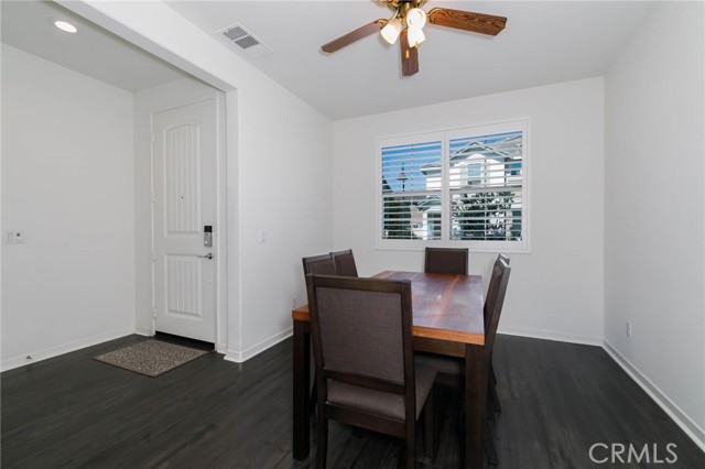 13855 Clearwater Avenue, Chino CA: https://media.crmls.org/medias/27702e4c-d164-458f-8262-193cb9021d07.jpg