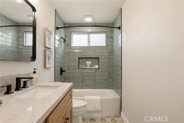 Detail Gallery Image 12 of 28 For 13601 Carrol Way, Tustin,  CA 92870 - 4 Beds | 2/1 Baths