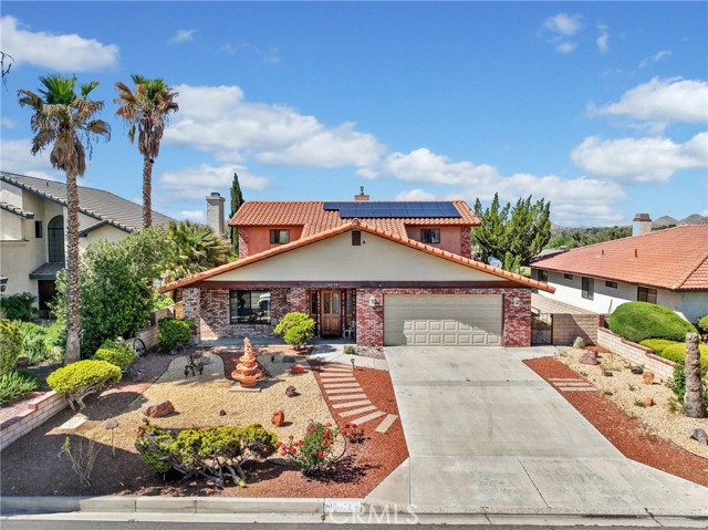 Detail Gallery Image 1 of 45 For 14053 Driftwood Dr, Victorville,  CA 92395 - 3 Beds | 2/1 Baths