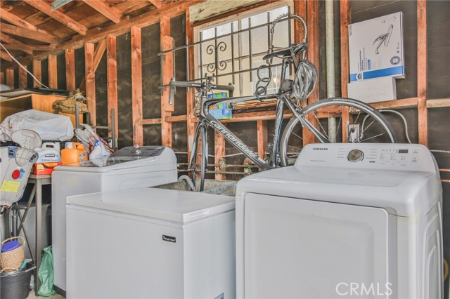 717 Ultimo Avenue, Long Beach CA: https://media.crmls.org/medias/2772b57c-061a-4c76-bc7d-5360df891c22.jpg