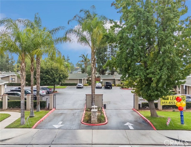 23925 Eucalyptus, Moreno Valley CA: https://media.crmls.org/medias/2772e07d-e6f8-42d9-a257-7454e8d0eb4f.jpg