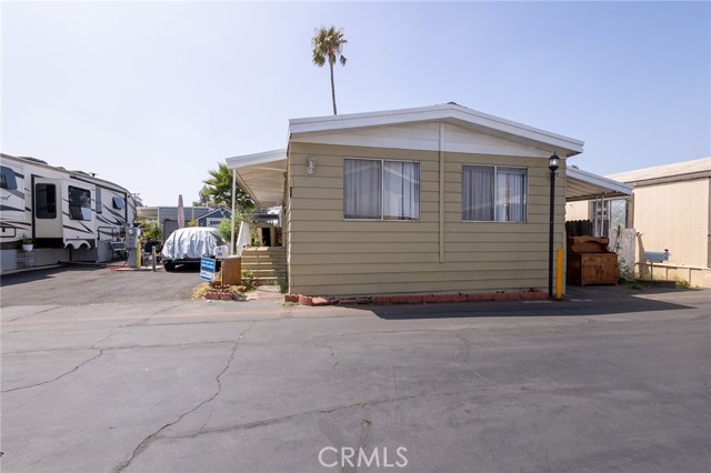 Detail Gallery Image 2 of 17 For 716 N Grand Ave #D7,  Covina,  CA 91724 - 2 Beds | 2 Baths