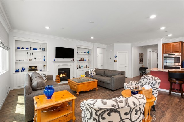 11484 Corte Cuyama, Jurupa Valley CA: https://media.crmls.org/medias/27742dde-bbba-407b-8db7-e08bf6d04721.jpg