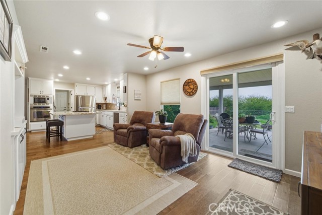 Detail Gallery Image 32 of 47 For 655 Saddleback, Marysville,  CA 95901 - 3 Beds | 2/1 Baths