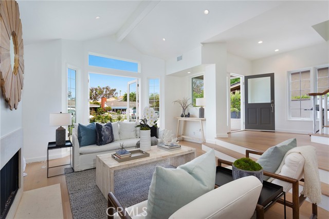 Detail Gallery Image 10 of 57 For 608 & 608 .5 Acacia Ave, Corona Del Mar,  CA 92625 - 5 Beds | 4 Baths