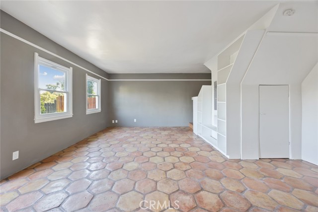 Detail Gallery Image 11 of 31 For 1620 Ina Dr, Glendale,  CA 91206 - 3 Beds | 1/1 Baths