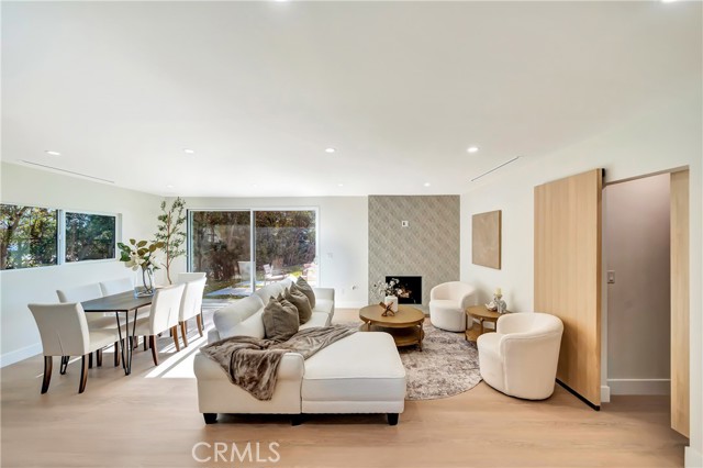 Detail Gallery Image 8 of 42 For 22500 Baltar, West Hills,  CA 91304 - 4 Beds | 3 Baths