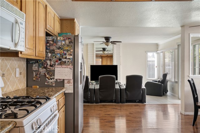 Detail Gallery Image 22 of 37 For 1567 Brentwood, Upland,  CA 91786 - 3 Beds | 2/1 Baths