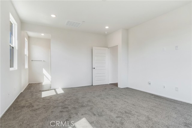 Detail Gallery Image 10 of 26 For 13743 Mesa View Dr, Victorville,  CA 92392 - 5 Beds | 2 Baths