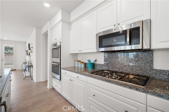 Detail Gallery Image 7 of 25 For 6979 Housatonic Ct, Jurupa Valley,  CA 91752 - 5 Beds | 3 Baths