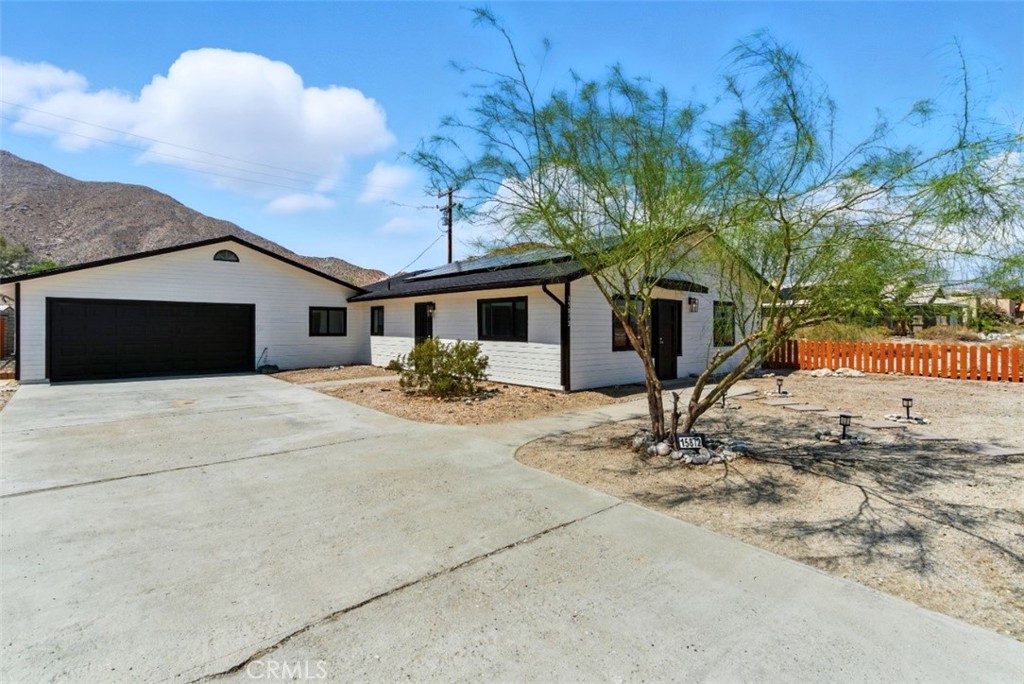 15872 Coral Street
