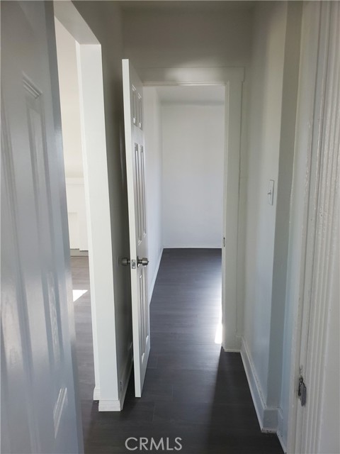 Detail Gallery Image 6 of 11 For 837 W W Gage Ave, Los Angeles,  CA 90044 - – Beds | – Baths