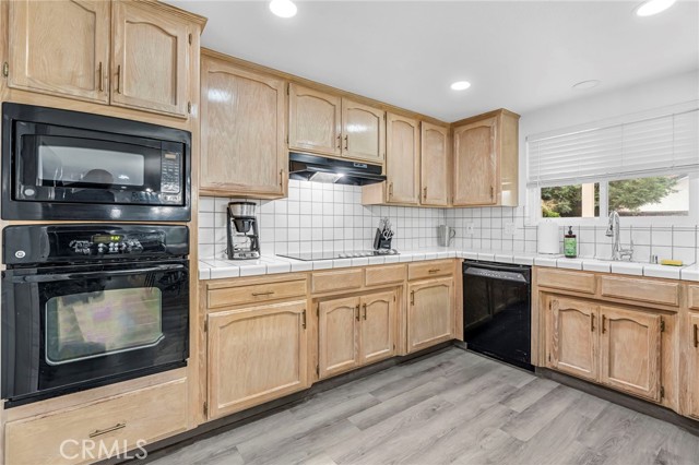 Detail Gallery Image 18 of 38 For 2488 Beechwood, Madera,  CA 93637 - 4 Beds | 3 Baths