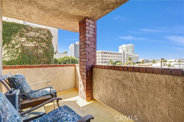 Detail Gallery Image 16 of 29 For 35 Linden Ave #410,  Long Beach,  CA 90802 - 1 Beds | 1 Baths