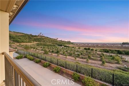 Detail Gallery Image 12 of 24 For 108 Knob Crk, Irvine,  CA 92602 - 5 Beds | 5/1 Baths