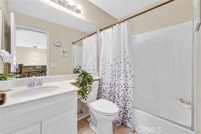 Detail Gallery Image 50 of 61 For 2050 Napoli Court #103,  Corona,  CA 92881 - 3 Beds | 2/1 Baths