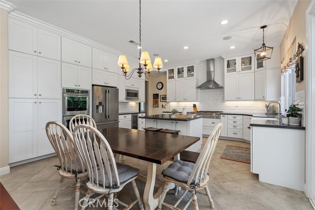 22 Serna, Rancho Santa Margarita CA: https://media.crmls.org/medias/277b776c-ac88-4371-aa3a-af48a7051e6b.jpg