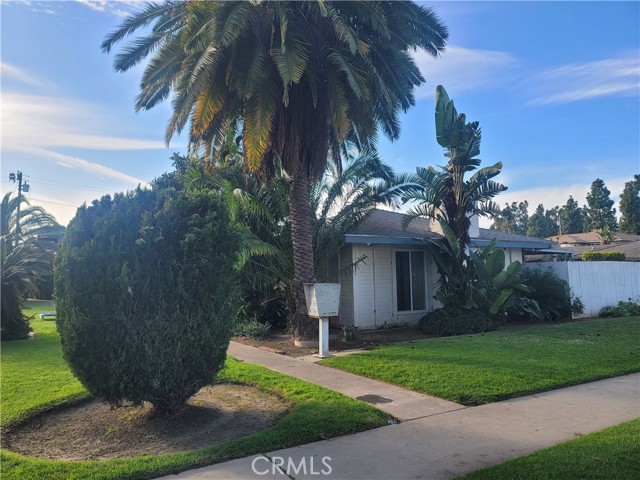 Detail Gallery Image 4 of 5 For 13291 Fletcher, Garden Grove,  CA 92844 - – Beds | – Baths