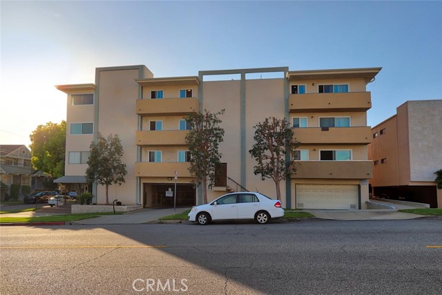 601 E Orange Grove Avenue #301, Burbank, CA, 91501 601 E Orange Grove Avenue #301, Burbank, CA, 91501