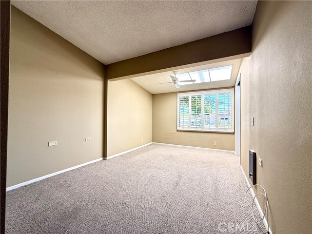 1190 Northwood, Seal Beach CA: https://media.crmls.org/medias/277bf25e-efe5-4e42-9b16-07732e3efd85.jpg