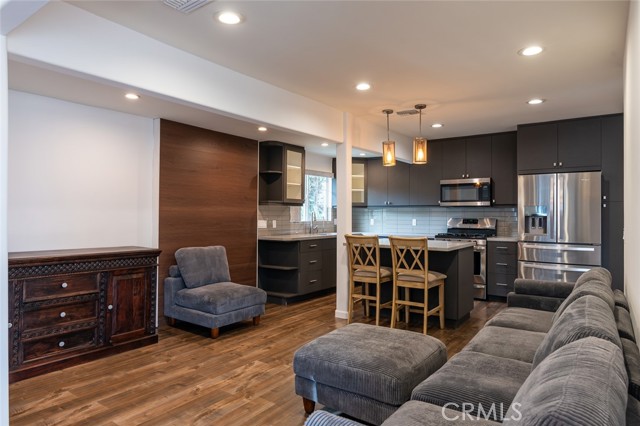 Detail Gallery Image 6 of 20 For 3139 1/2 Stevens, La Crescenta,  CA 91214 - 1 Beds | 1 Baths