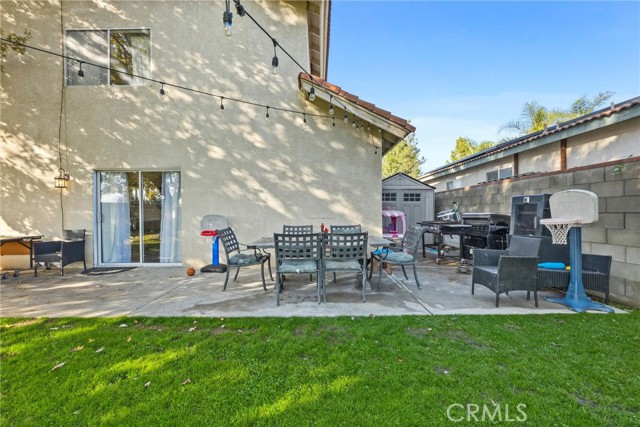 Detail Gallery Image 39 of 43 For 7605 Carson Hill Ct, Bakersfield,  CA 93313 - 4 Beds | 2/1 Baths