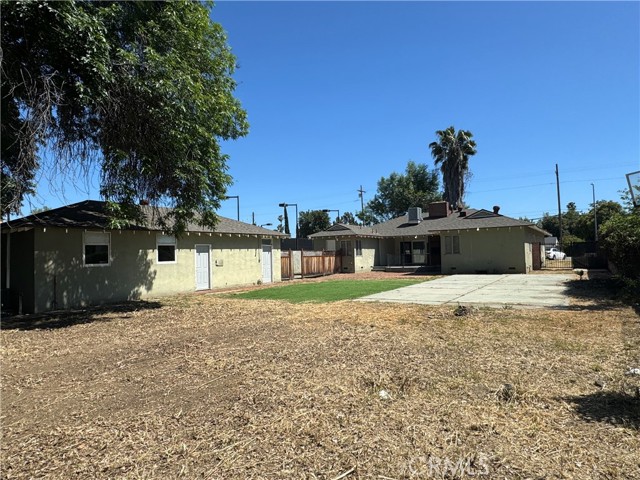 Detail Gallery Image 51 of 56 For 23221 Burbank Bld, Woodland Hills,  CA 91367 - 3 Beds | 2 Baths