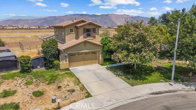 Detail Gallery Image 3 of 40 For 1821 Whispering Bells Rd, San Jacinto,  CA 92582 - 3 Beds | 3 Baths
