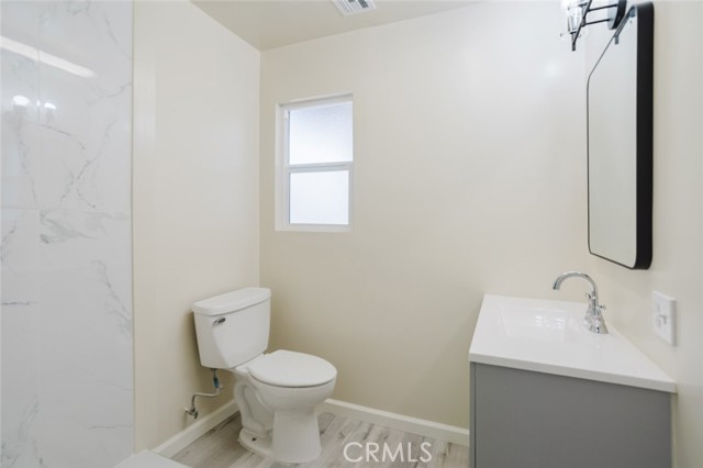 9709 Willis Avenue photo 29