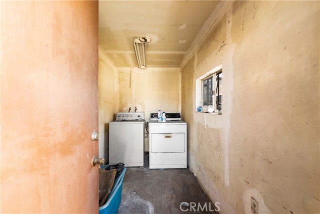 Detail Gallery Image 19 of 21 For 939 E 88th Pl, Los Angeles,  CA 90002 - 2 Beds | 1 Baths