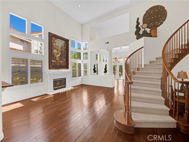 125 Heath Meadow Place, Simi Valley CA: https://media.crmls.org/medias/277ebd2d-996a-4204-b113-2759f2168ba5.jpg