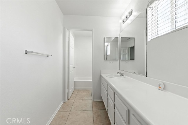 11144 Arizona Avenue, Riverside CA: https://media.crmls.org/medias/277fc674-a2e4-46c9-bc6c-67848d95e76b.jpg