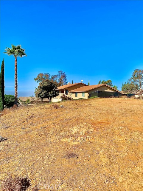 Image 26 of 31 For 14380 Moonridge Drive