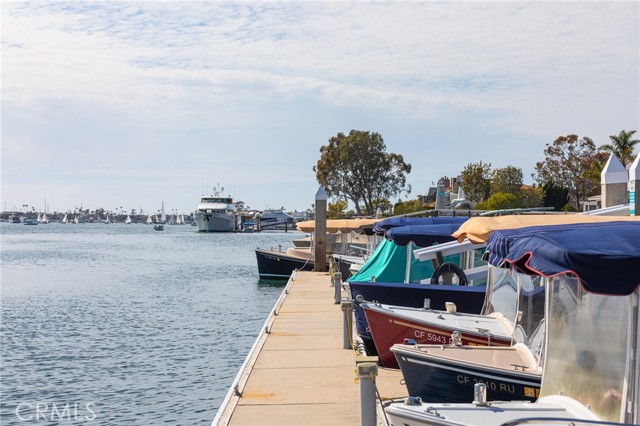 Detail Gallery Image 46 of 55 For 14 Beacon Bay, Newport Beach,  CA 92660 - 4 Beds | 4/1 Baths