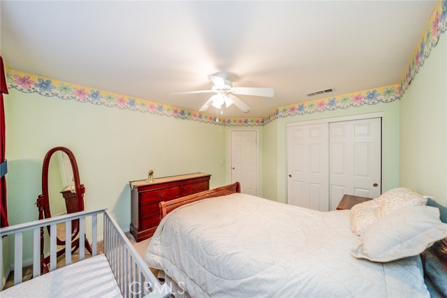 Detail Gallery Image 27 of 46 For 15982 Holly Brook Ln, Victorville,  CA 92395 - 4 Beds | 3 Baths