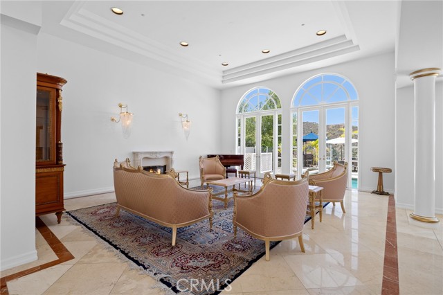 759 Foxkirk Road, Glendale CA: https://media.crmls.org/medias/27821255-c006-4489-ba90-c0d94eb35241.jpg