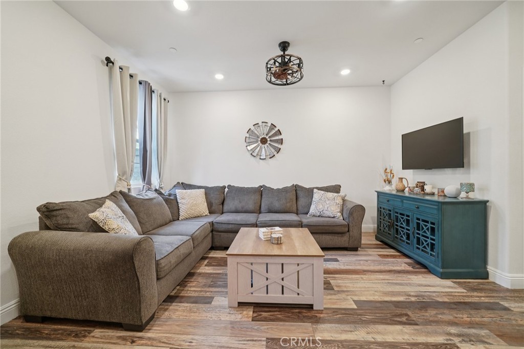 MLS #SW25260827 image #5