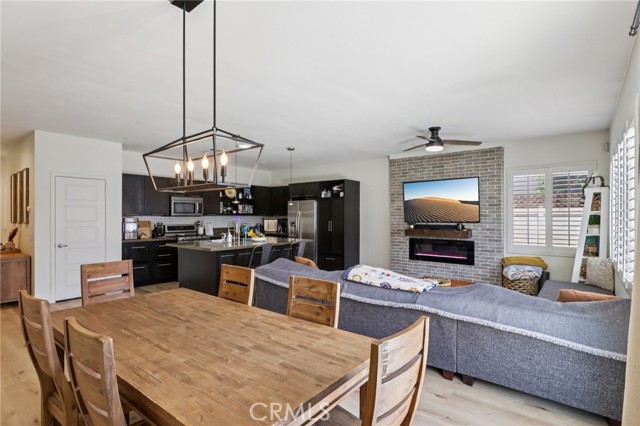 Detail Gallery Image 10 of 37 For 7136 Stockton Dr, Corona,  CA 92880 - 3 Beds | 2 Baths